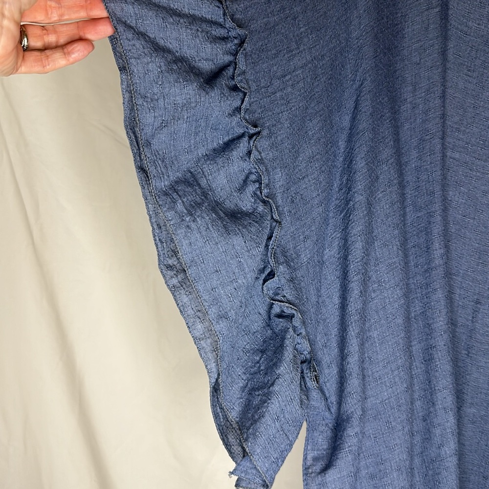 2 Chic Tunic Top - Picture 4 of 5